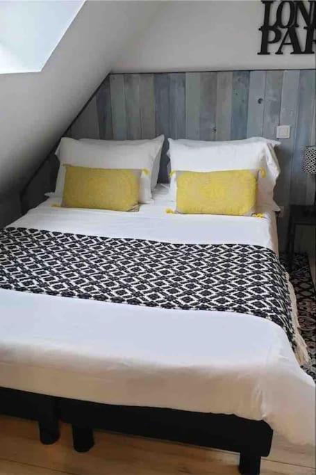 Appartement Adorable Petit Loft Clim Wifi Au Pied De La Cite à Sarlat Extérieur photo